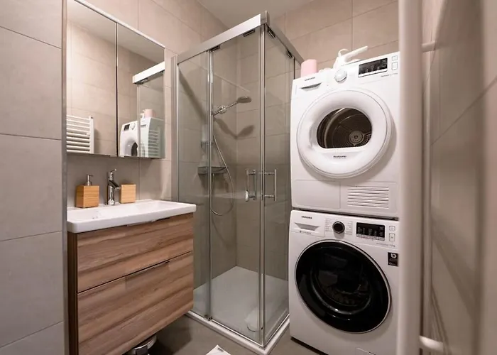 Renovated Chic 5 Min To Center Apartamento *